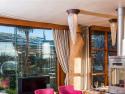 Honeymoon Suite interior (Large)